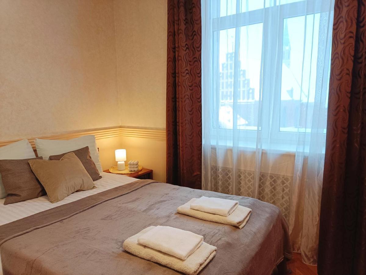 Old Town Retreat With Stunning Views 2 Bedroom Apartment Nearby The Church Of Saint Peter Riga Exterior foto